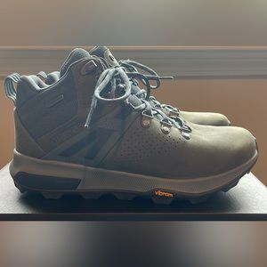 Merrell Mens Zion Peak Hiking Boot Size 9